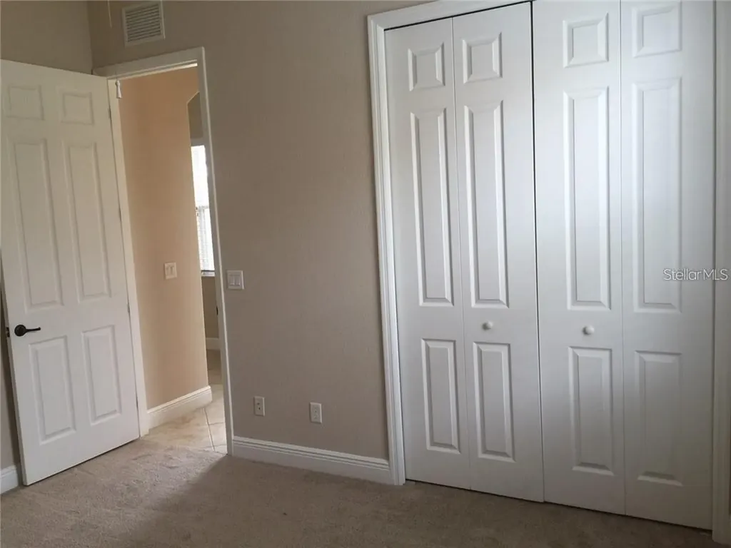 5570 Rock Dove Drive Sarasota FL 34241