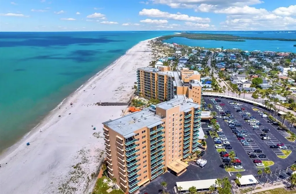 880 Mandalay Avenue Clearwater Beach FL 33767