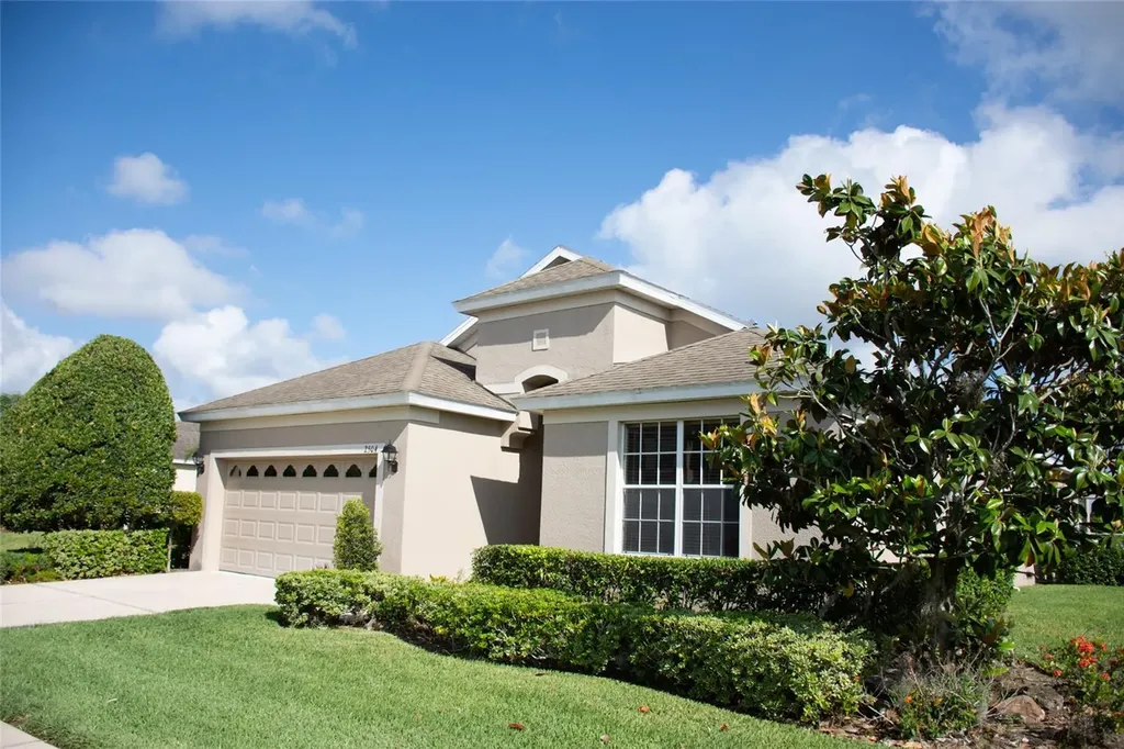 2504 Ladoga Drive Lakeland FL 33805