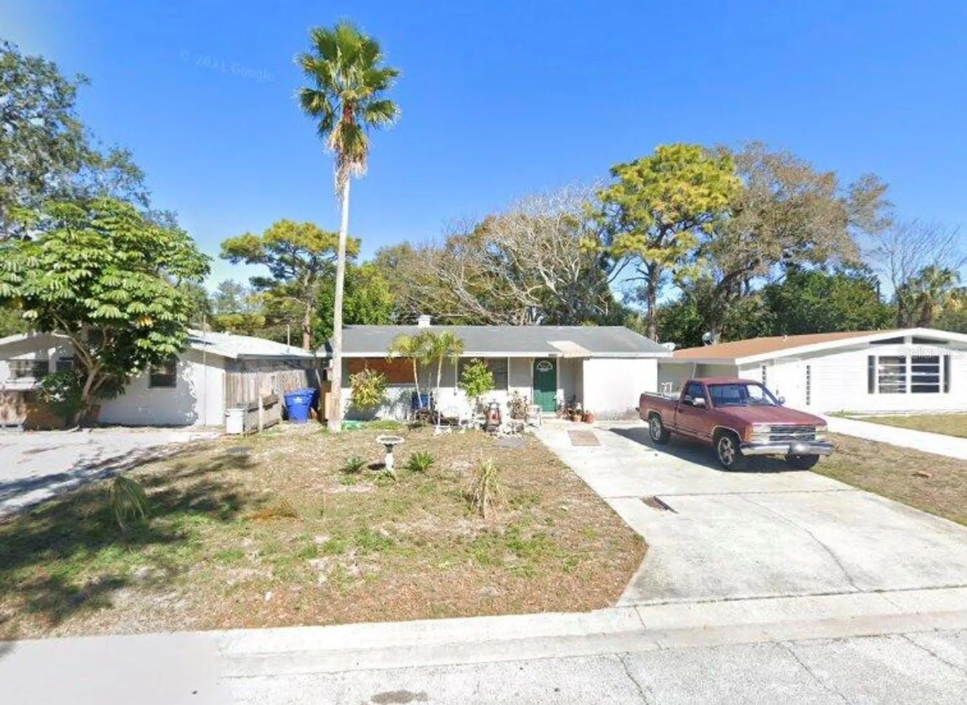7303 51st Avenue N St Petersburg FL 33709