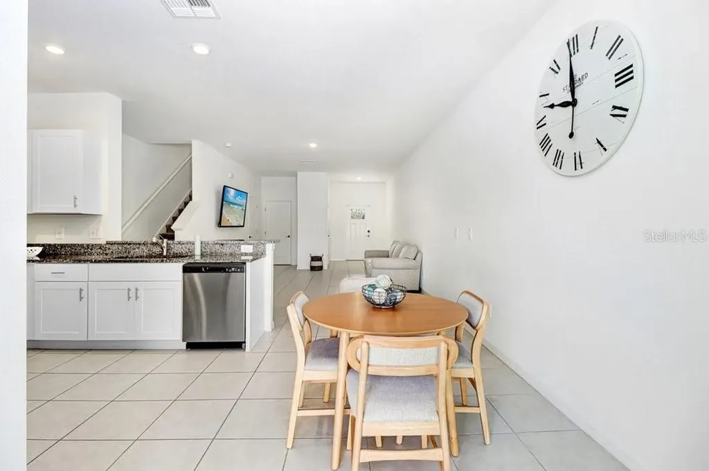 10263 Trumpet Honetsuckle Way San Antonio FL 33576