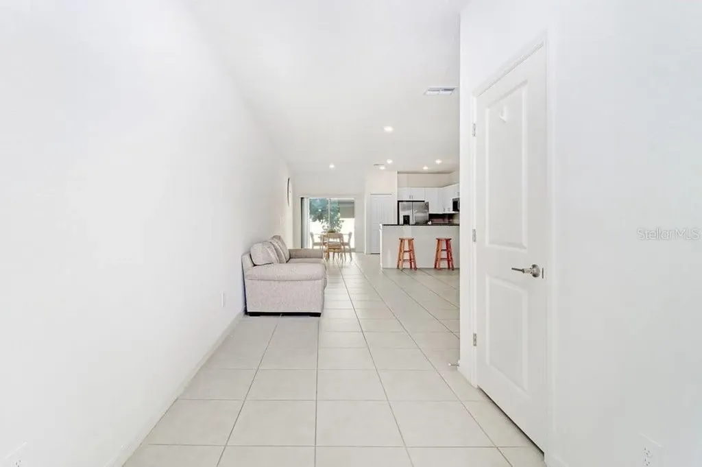 10263 Trumpet Honetsuckle Way San Antonio FL 33576