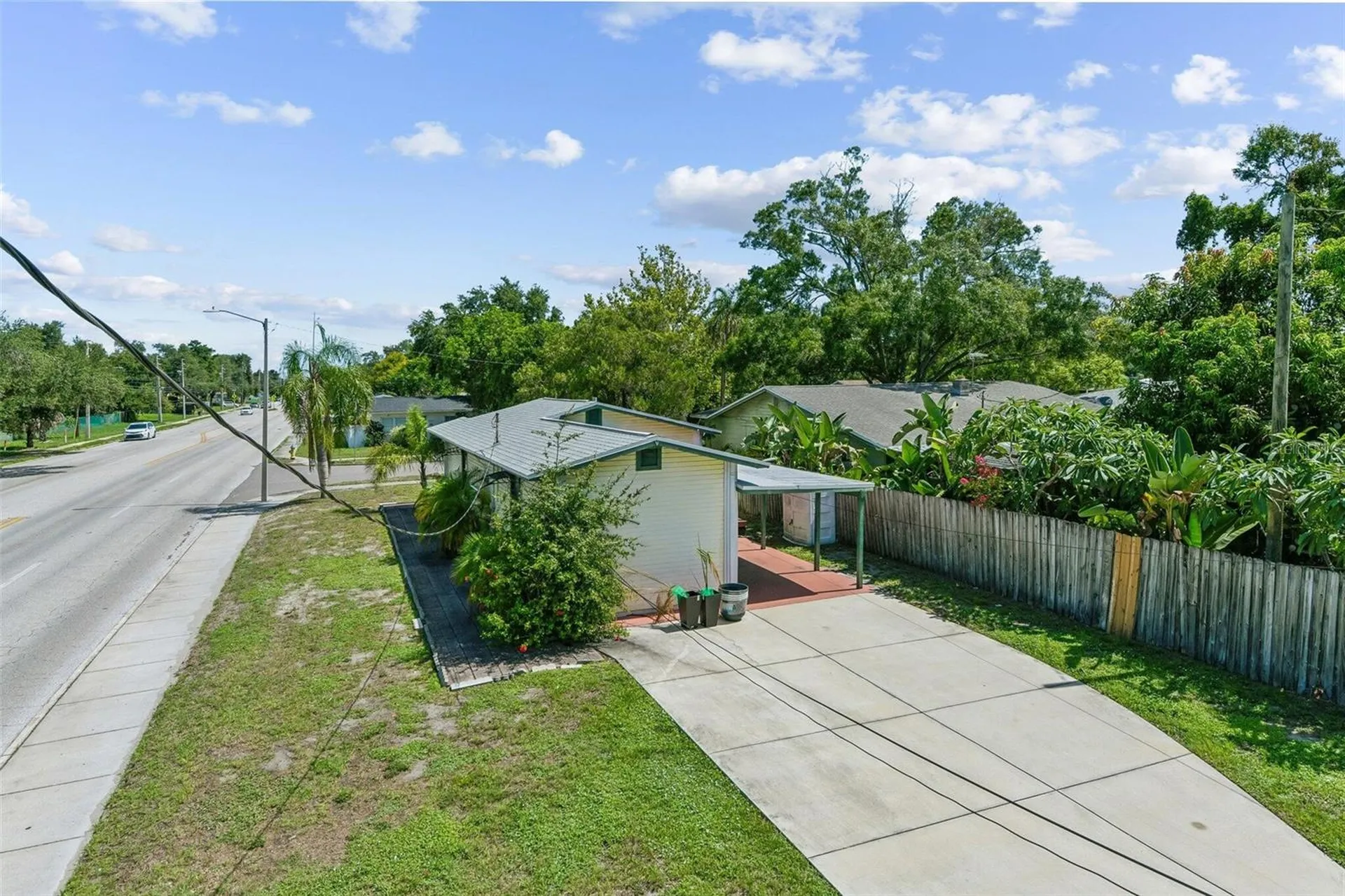 5762 2nd Avenue N St Petersburg FL 33710