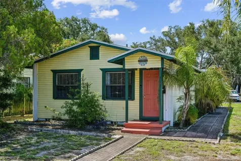 5762 2nd Avenue N St Petersburg FL 33710