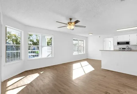 2585 Grassy Point Drive Lake Mary FL 32746