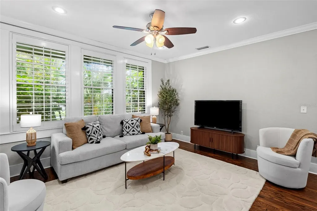 5907 N Suwanee Avenue Tampa FL 33604