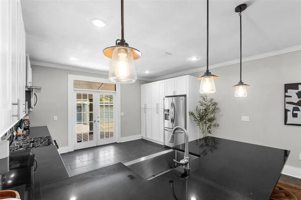 5907 N Suwanee Avenue Tampa FL 33604