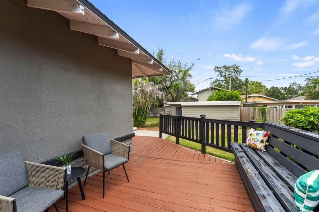 5907 N Suwanee Avenue Tampa FL 33604