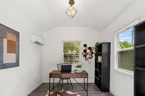 5907 N Suwanee Avenue Tampa FL 33604