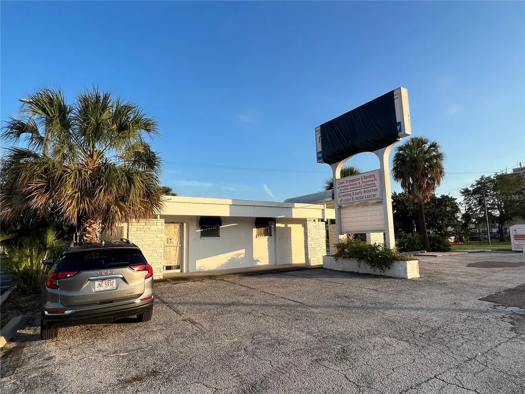 3901 Henderson Boulevard Tampa FL 33629