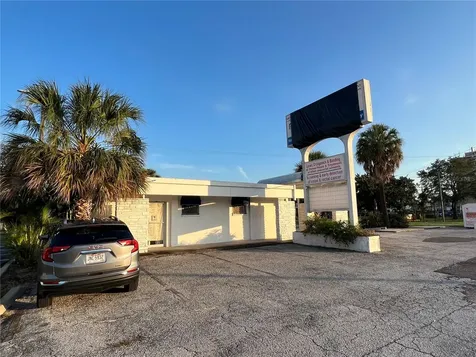 3901 Henderson Boulevard Tampa FL 33629