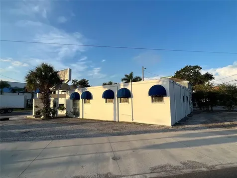 3901 Henderson Boulevard Tampa FL 33629