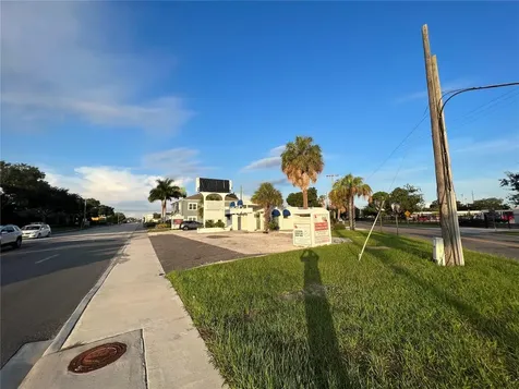 3901 Henderson Boulevard Tampa FL 33629