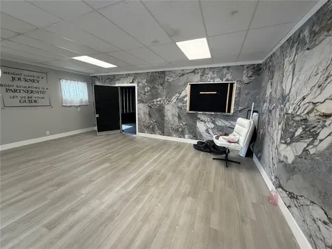 3901 Henderson Boulevard Tampa FL 33629