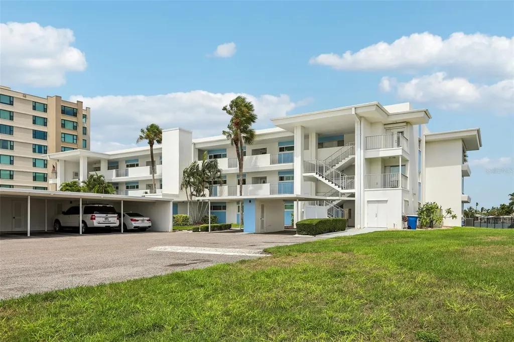 770 Island Way Clearwater FL 33767