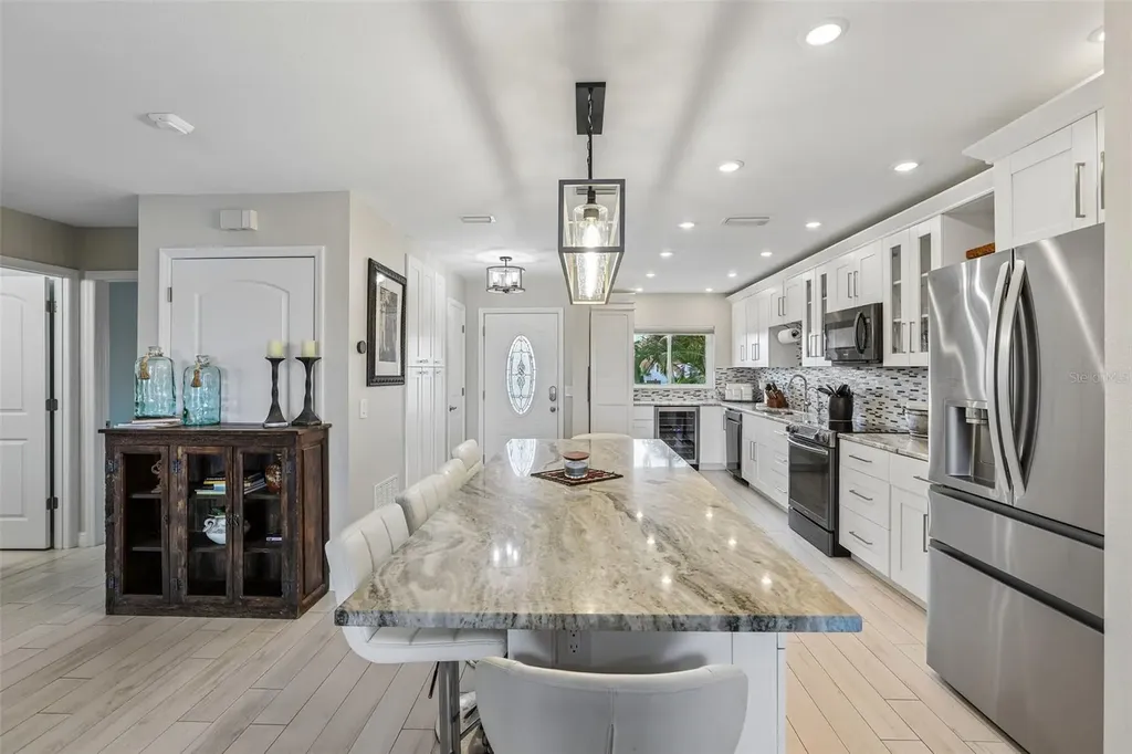770 Island Way Clearwater FL 33767