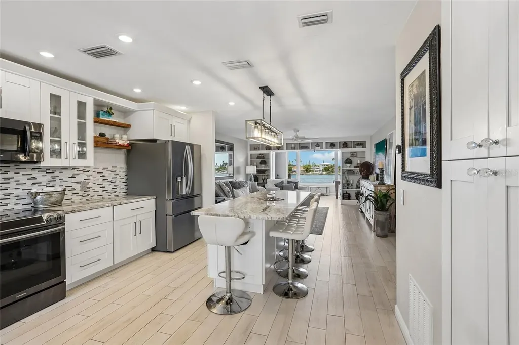770 Island Way Clearwater FL 33767