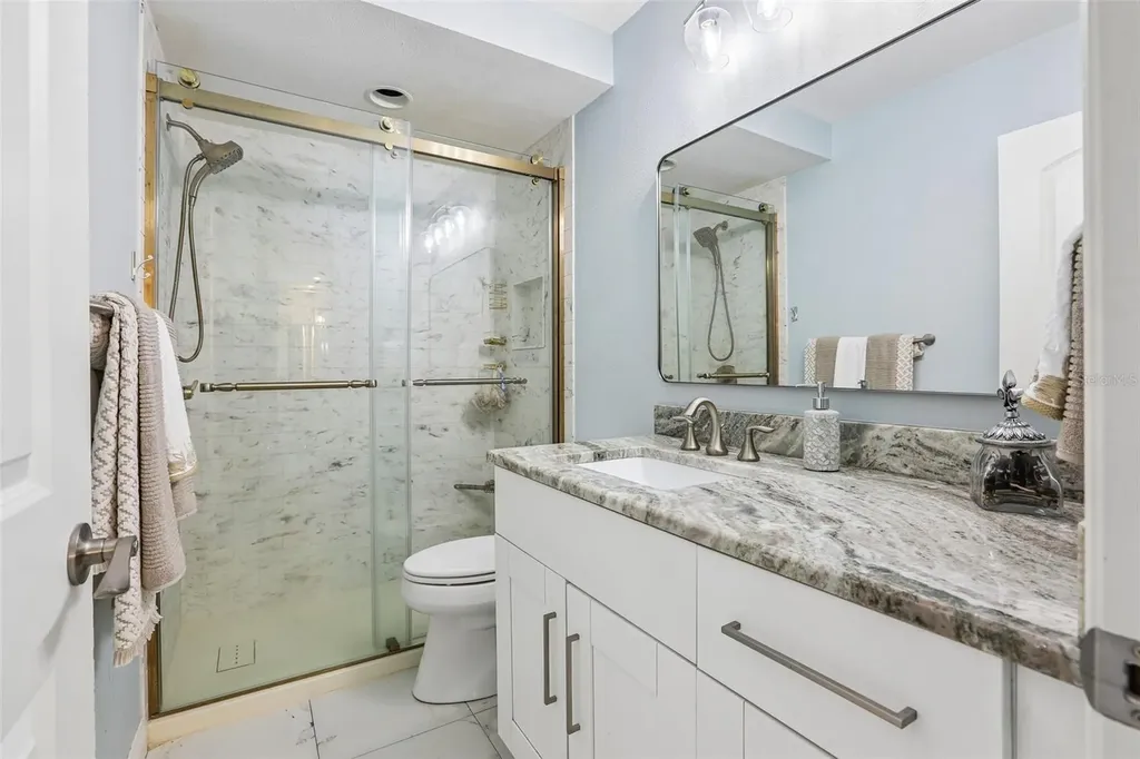 770 Island Way Clearwater FL 33767