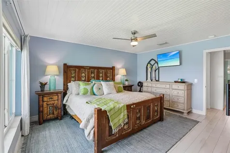 770 Island Way Clearwater FL 33767
