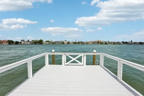 770 Island Way Clearwater FL 33767