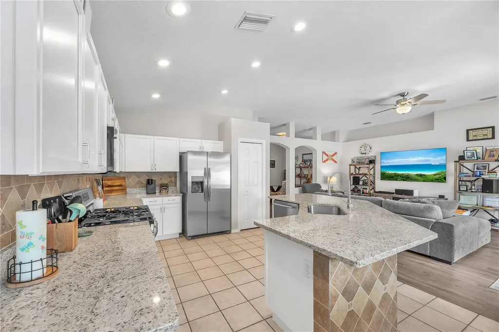 4306 Orange Ridge Court Valrico FL 33596