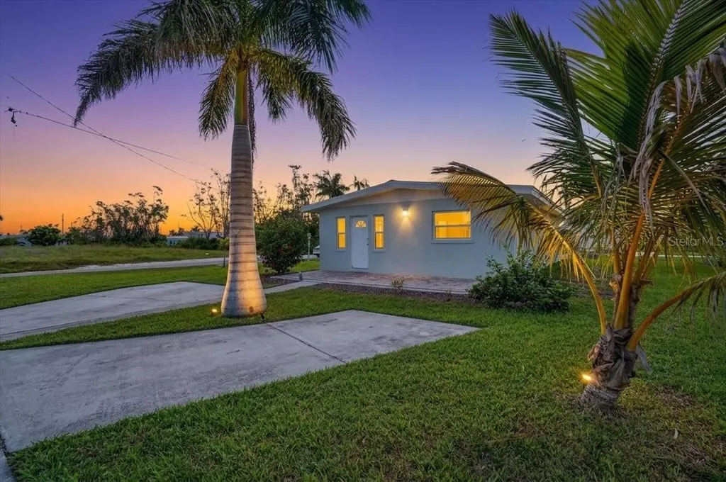 3803 117th St W Bradenton FL 34210