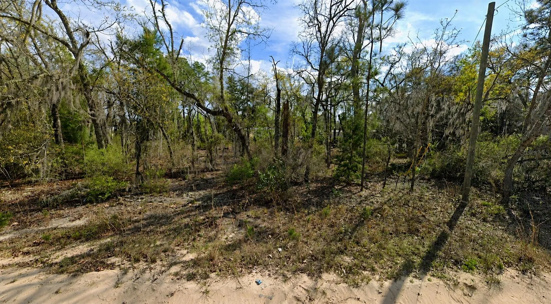 Claudia Street Interlachen FL 32148