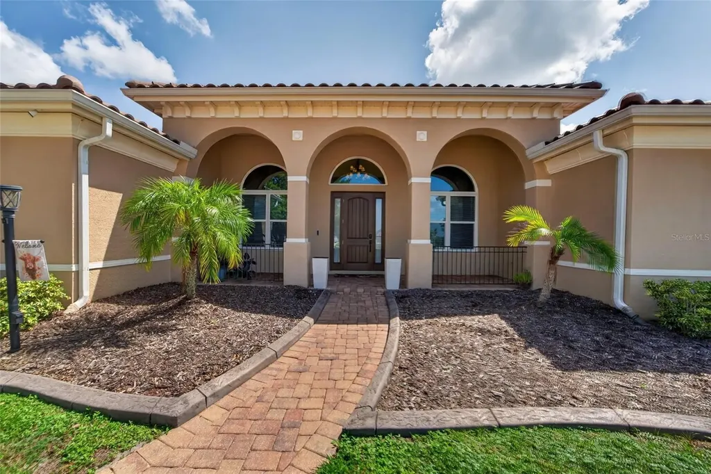 5207 Lake Venice Drive Wimauma FL 33598