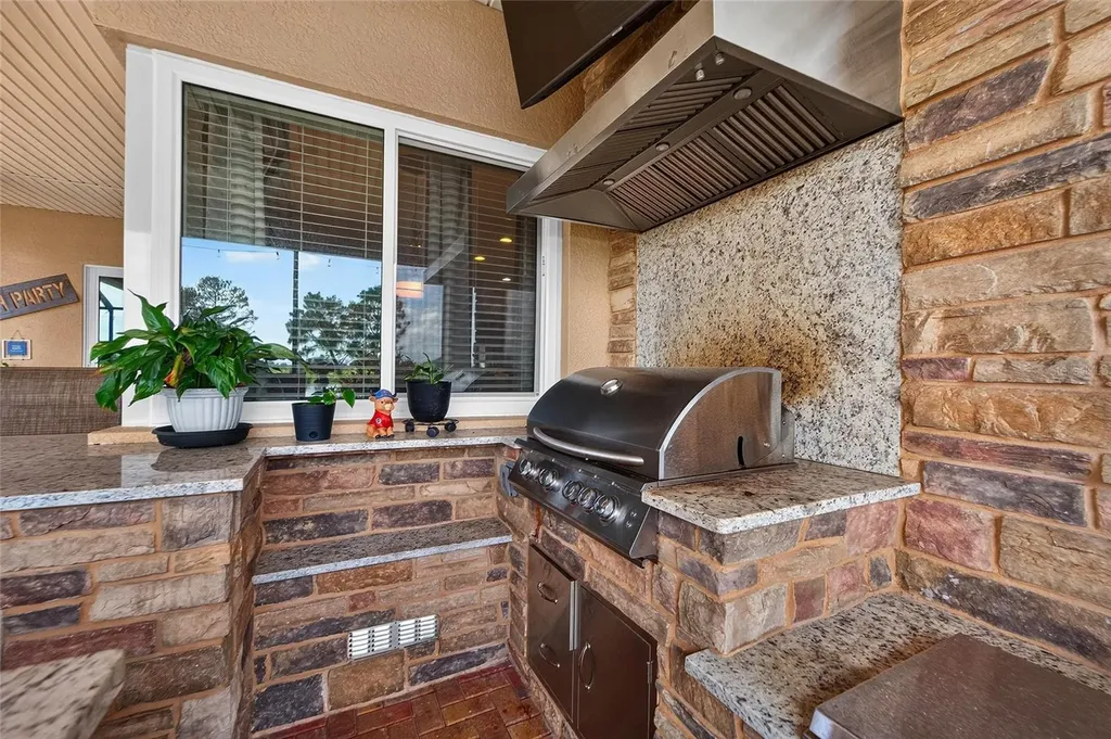 5207 Lake Venice Drive Wimauma FL 33598