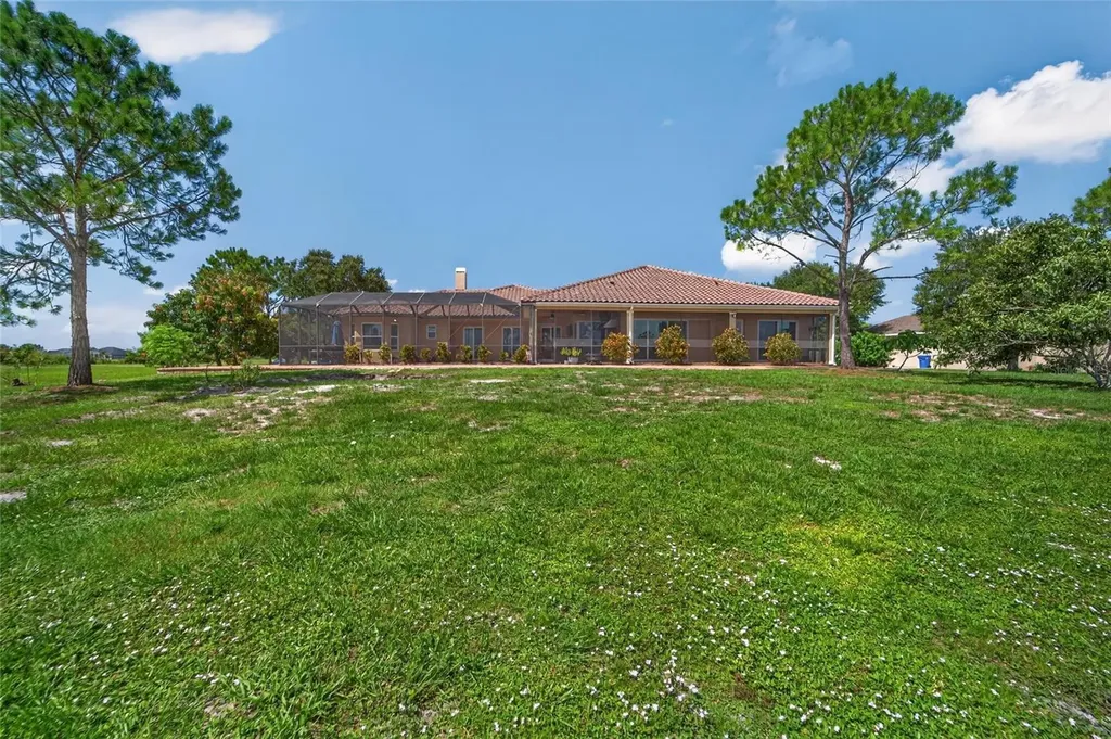 5207 Lake Venice Drive Wimauma FL 33598