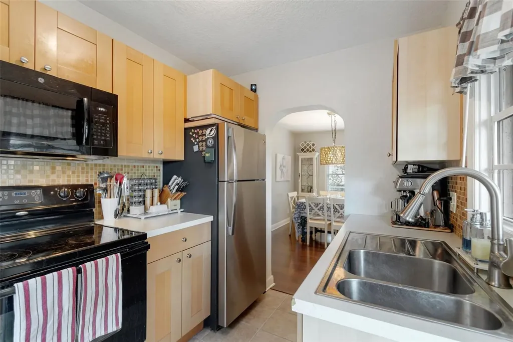 2914 N Woodrow Avenue Tampa FL 33602