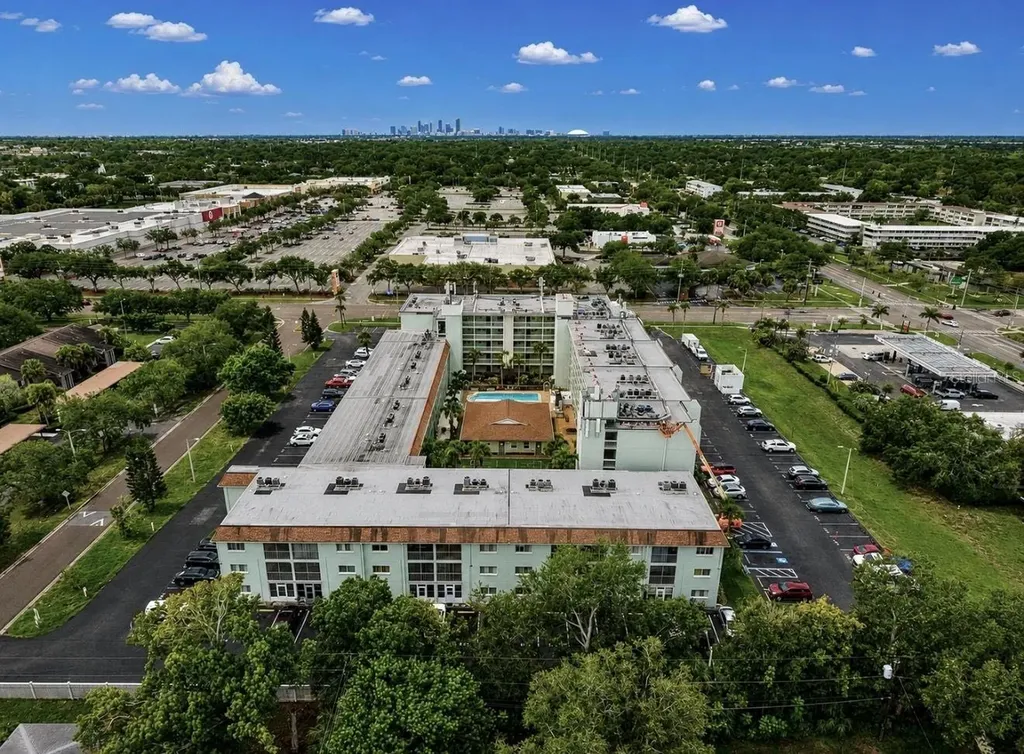801 83rd Avenue N St Petersburg FL 33702