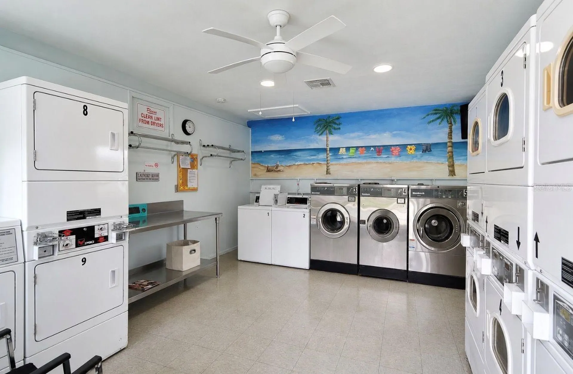 801 83rd Avenue N St Petersburg FL 33702