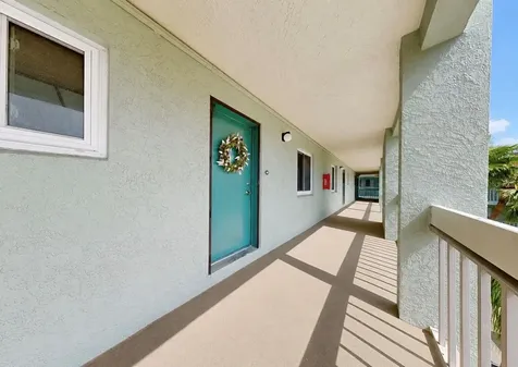 801 83rd Avenue N St Petersburg FL 33702
