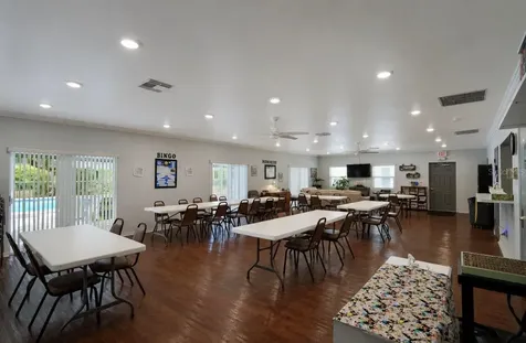 801 83rd Avenue N St Petersburg FL 33702