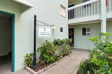 801 83rd Avenue N St Petersburg FL 33702