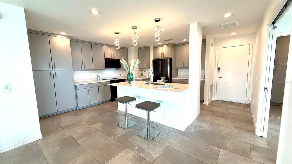 243 Mariner Drive Tarpon Springs FL 34689