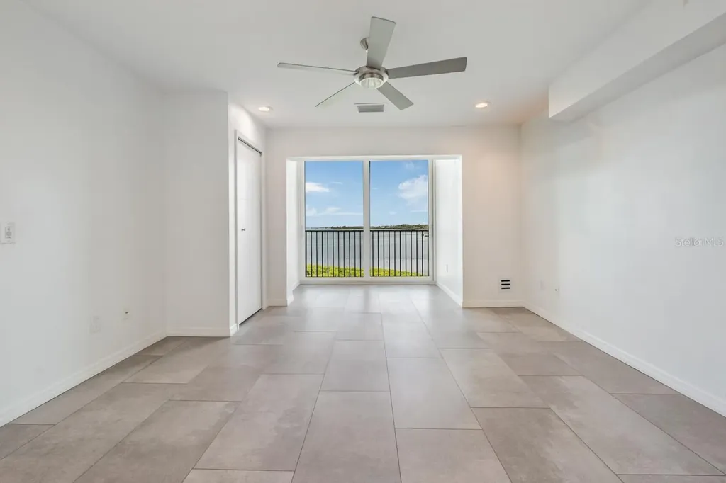 243 Mariner Drive Tarpon Springs FL 34689