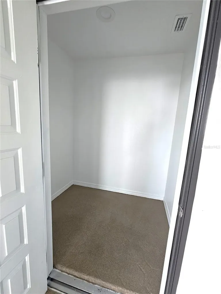 243 Mariner Drive Tarpon Springs FL 34689