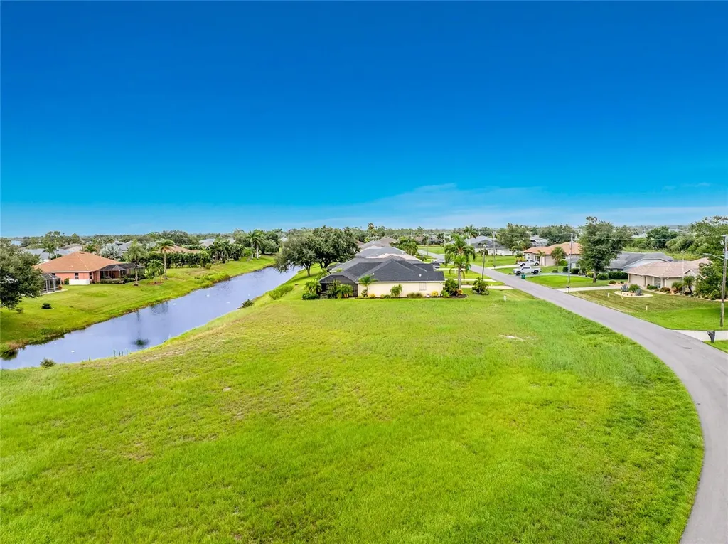 19 Medalist Place Rotonda West FL 33947