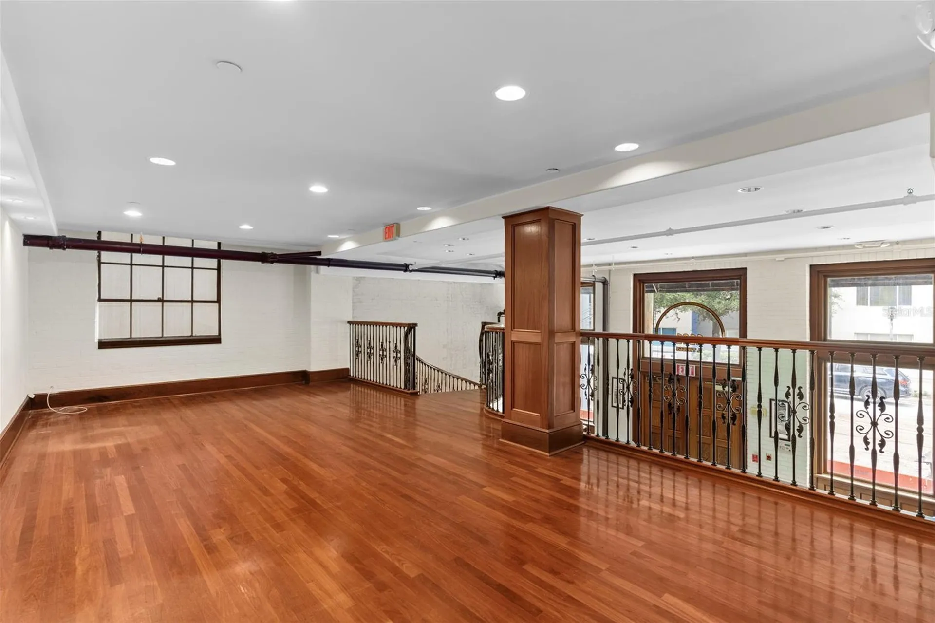 1121 E Twiggs Street Tampa FL 33602