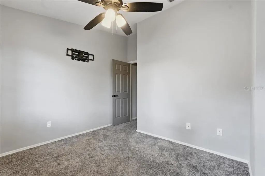 2120 Fletchers Point Circle Tampa FL 33613