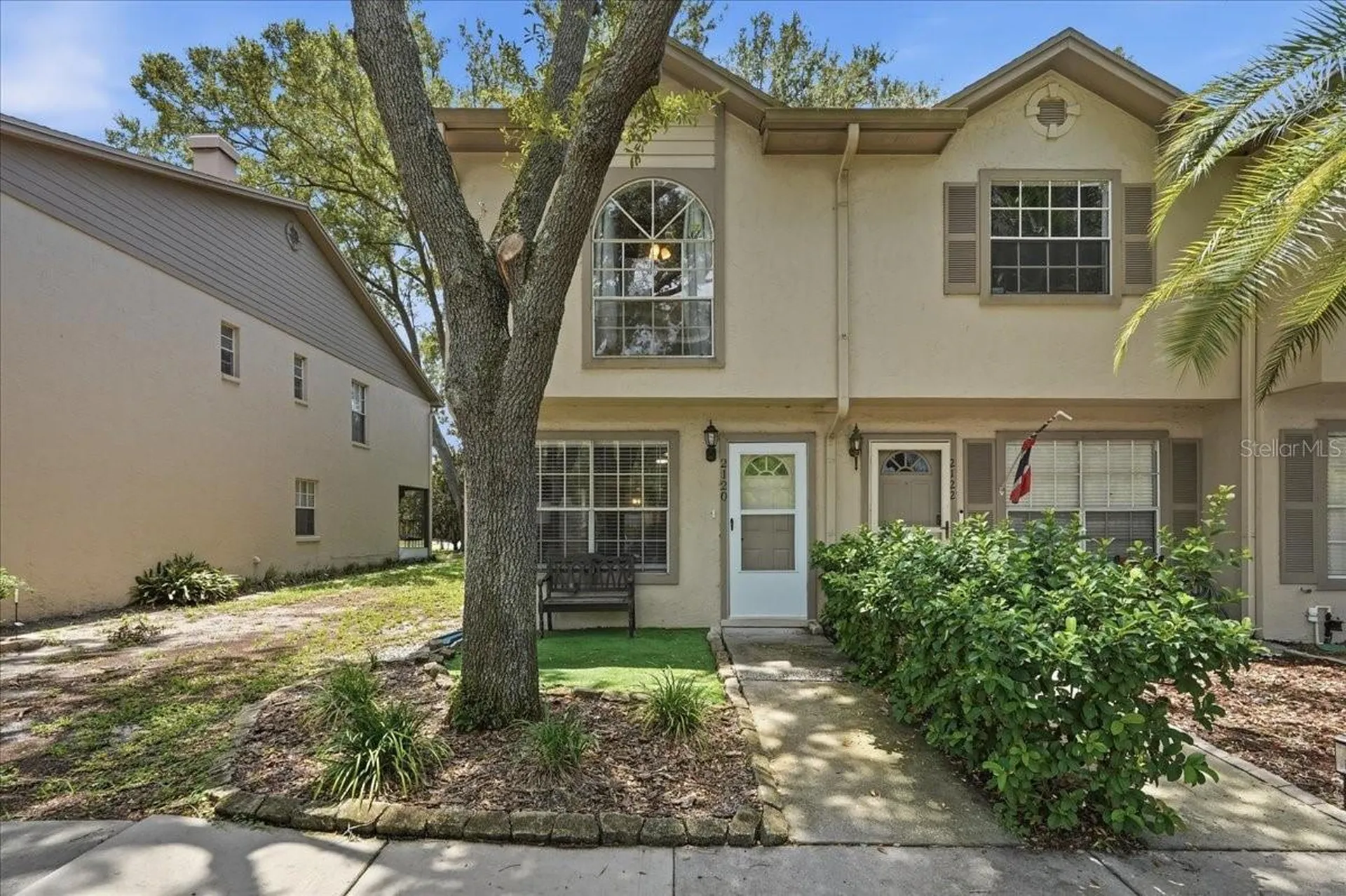 2120 Fletchers Point Circle Tampa FL 33613