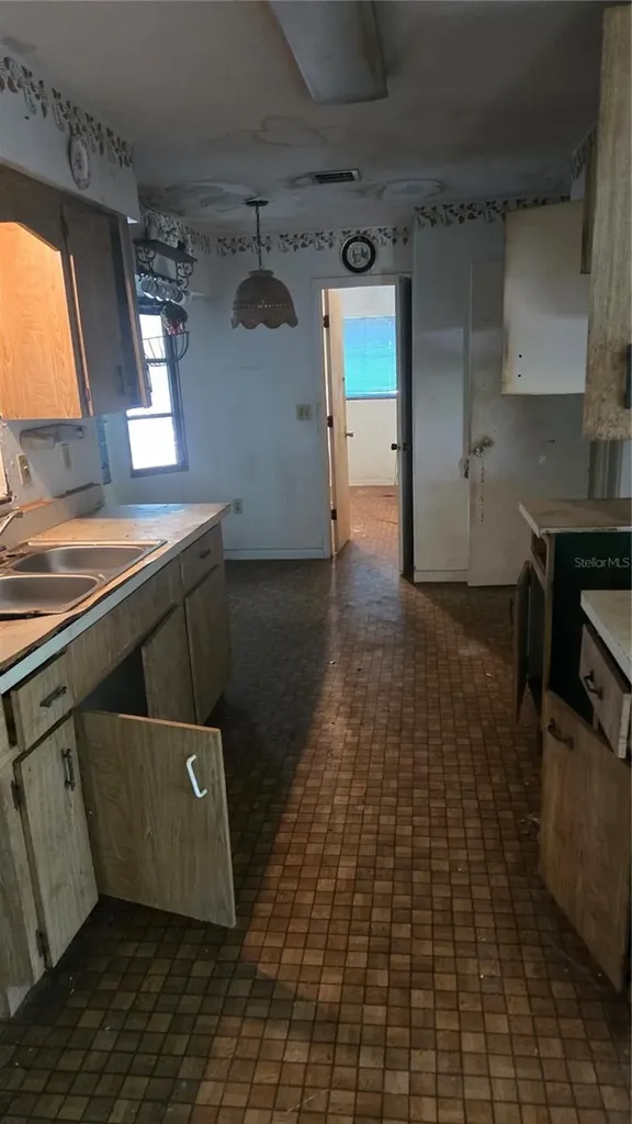 220 Mount Pleasant Road Nokomis FL 34275