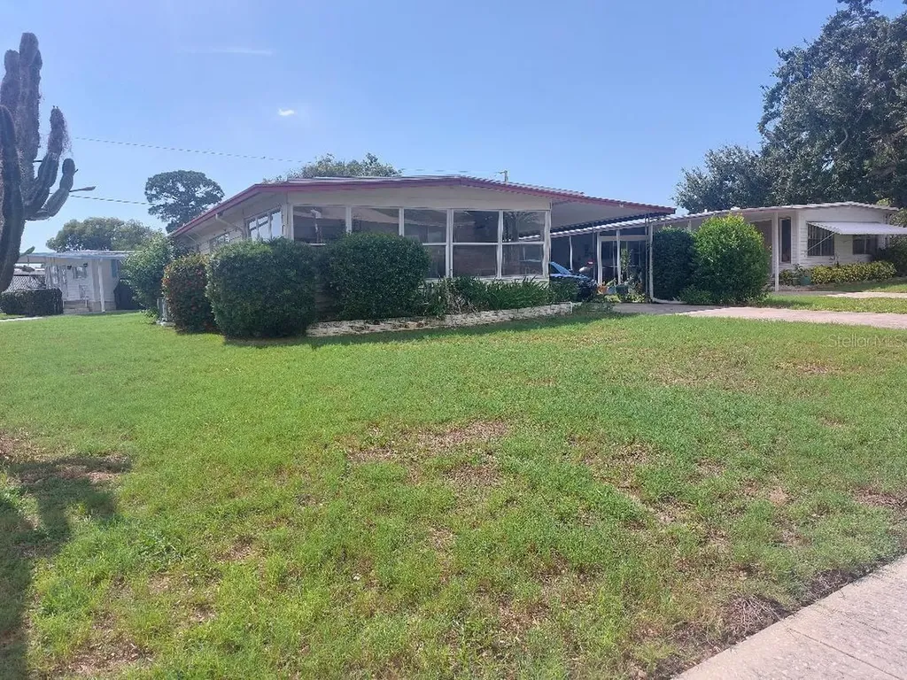 61 Harbor Way Palm Harbor FL 34684