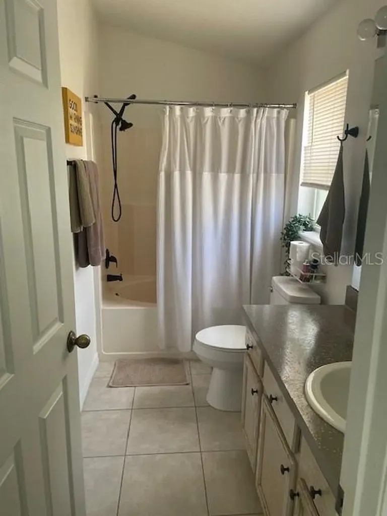 1048 Winding Water Way Clermont FL 34714