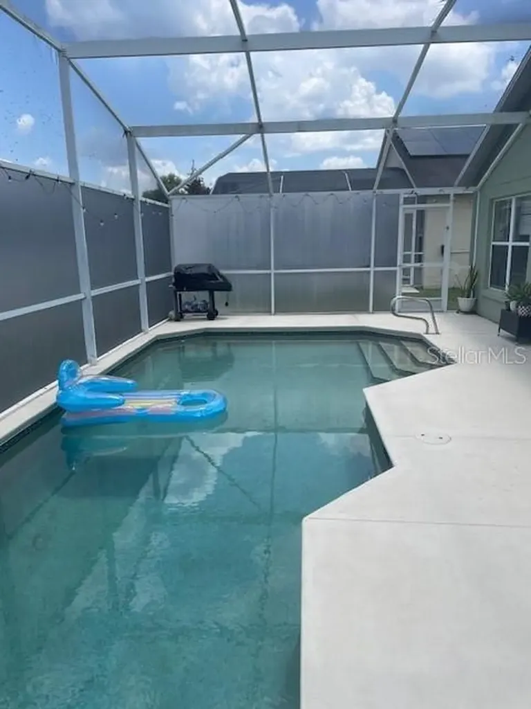 1048 Winding Water Way Clermont FL 34714