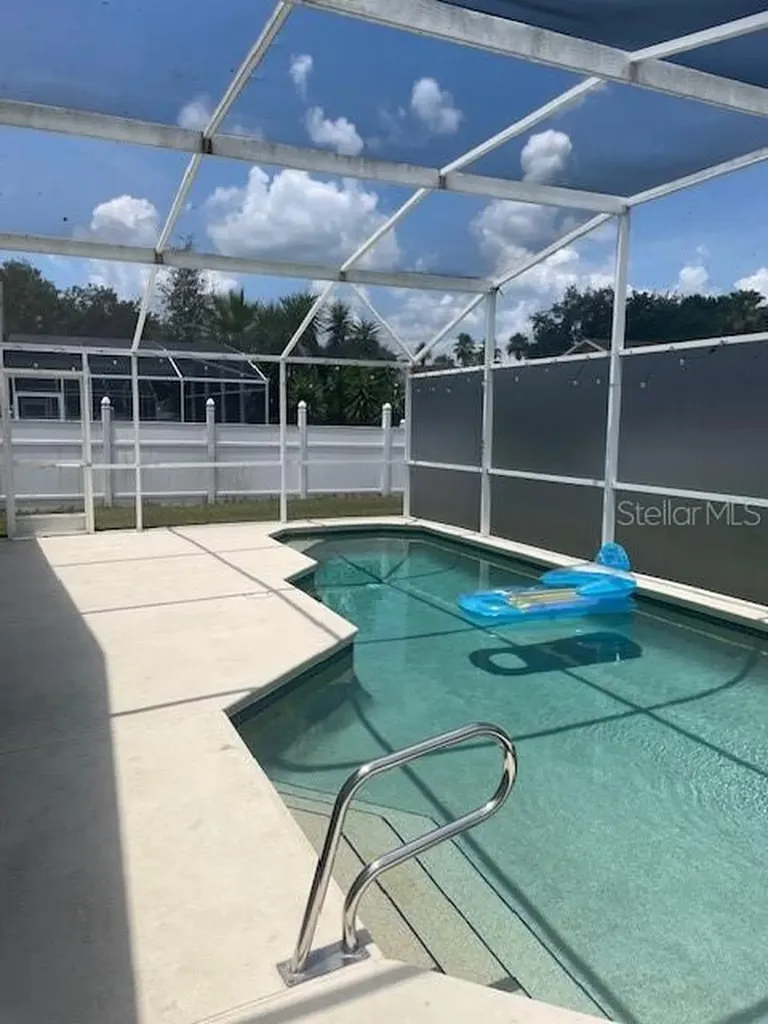 1048 Winding Water Way Clermont FL 34714