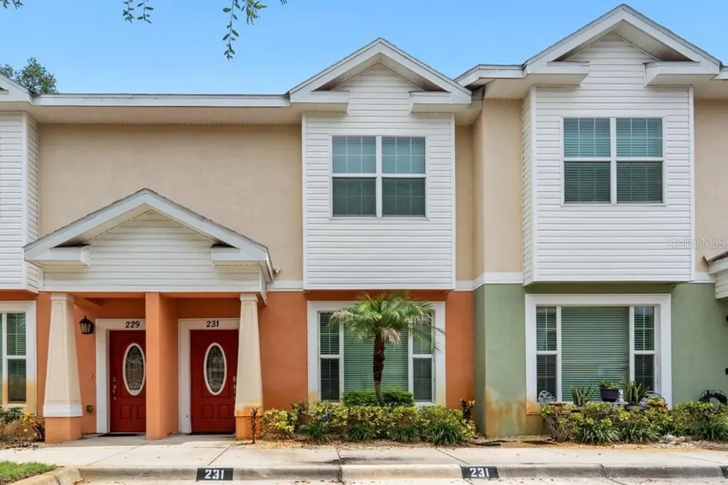 231 Alexander Woods Drive Plant City FL 33563