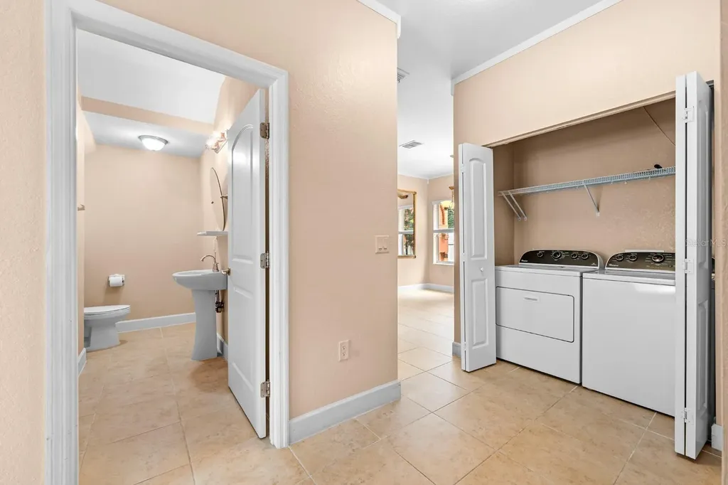231 Alexander Woods Drive Plant City FL 33563